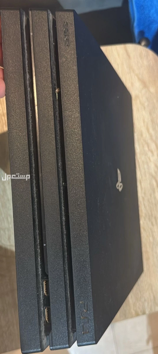 ................مستعمل بيع مستعجل ps4 pro 1TB