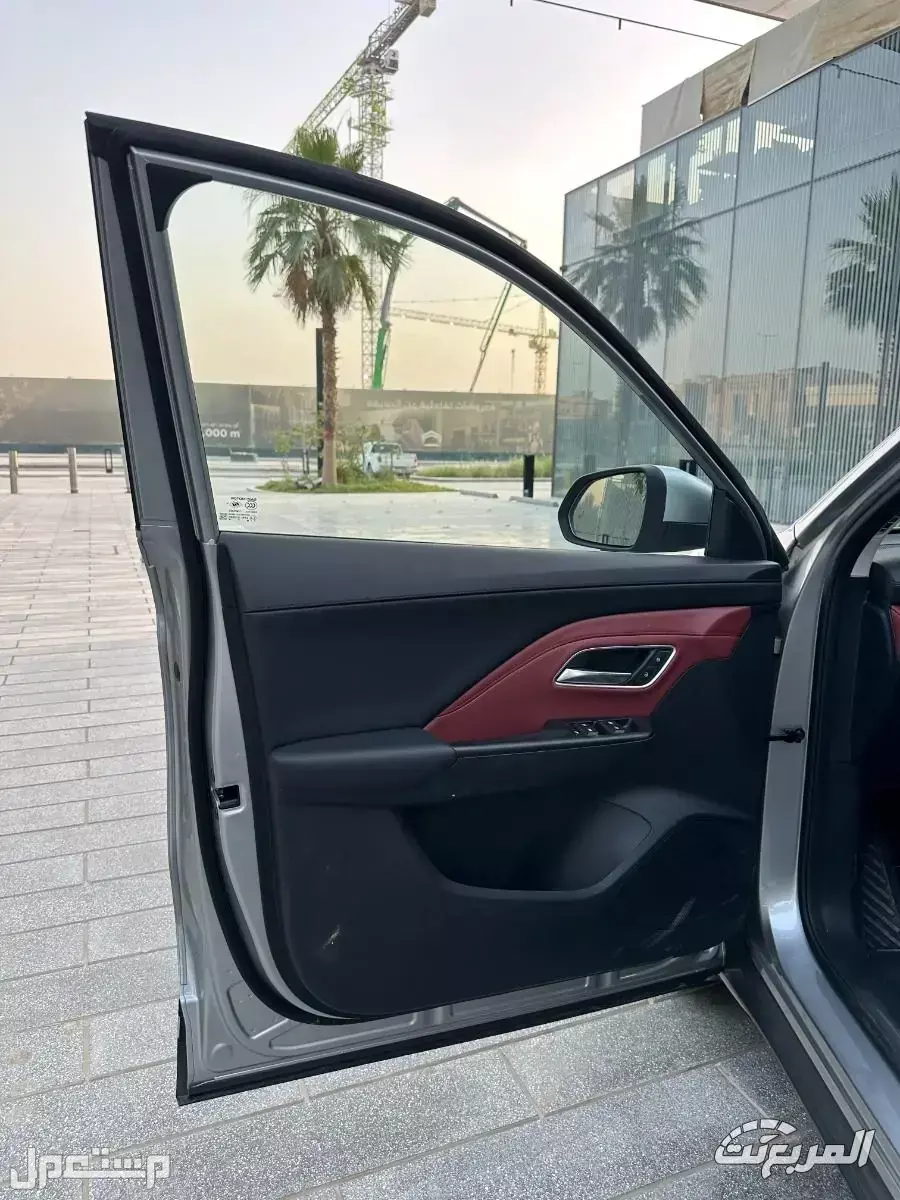 الفرق بين فئات ام جي MG ZS 2025 وأسعارها في السعودية