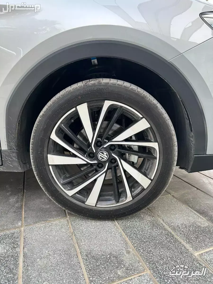 الفرق بين فئات ام جي MG ZS 2025 وأسعارها في السعودية