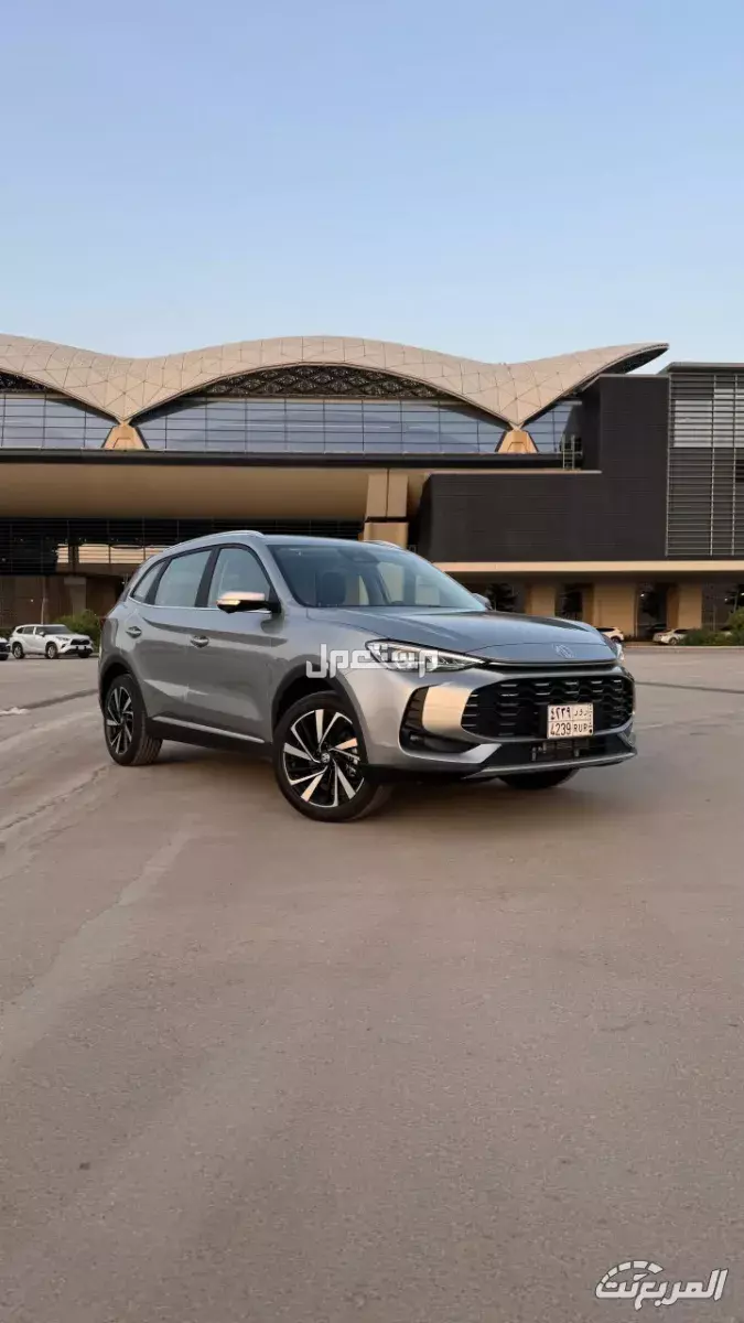 الفرق بين فئات ام جي MG ZS 2025 وأسعارها في السعودية