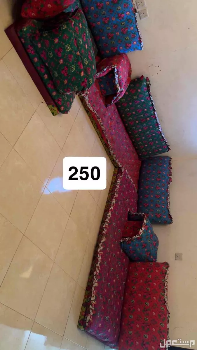 اثاث مستعمل للبيع في الرياض السعر موجود على كل قطعه