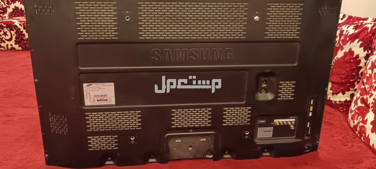 شاشه سامسونج في الرياض بسعر 1500 ريال سعودي