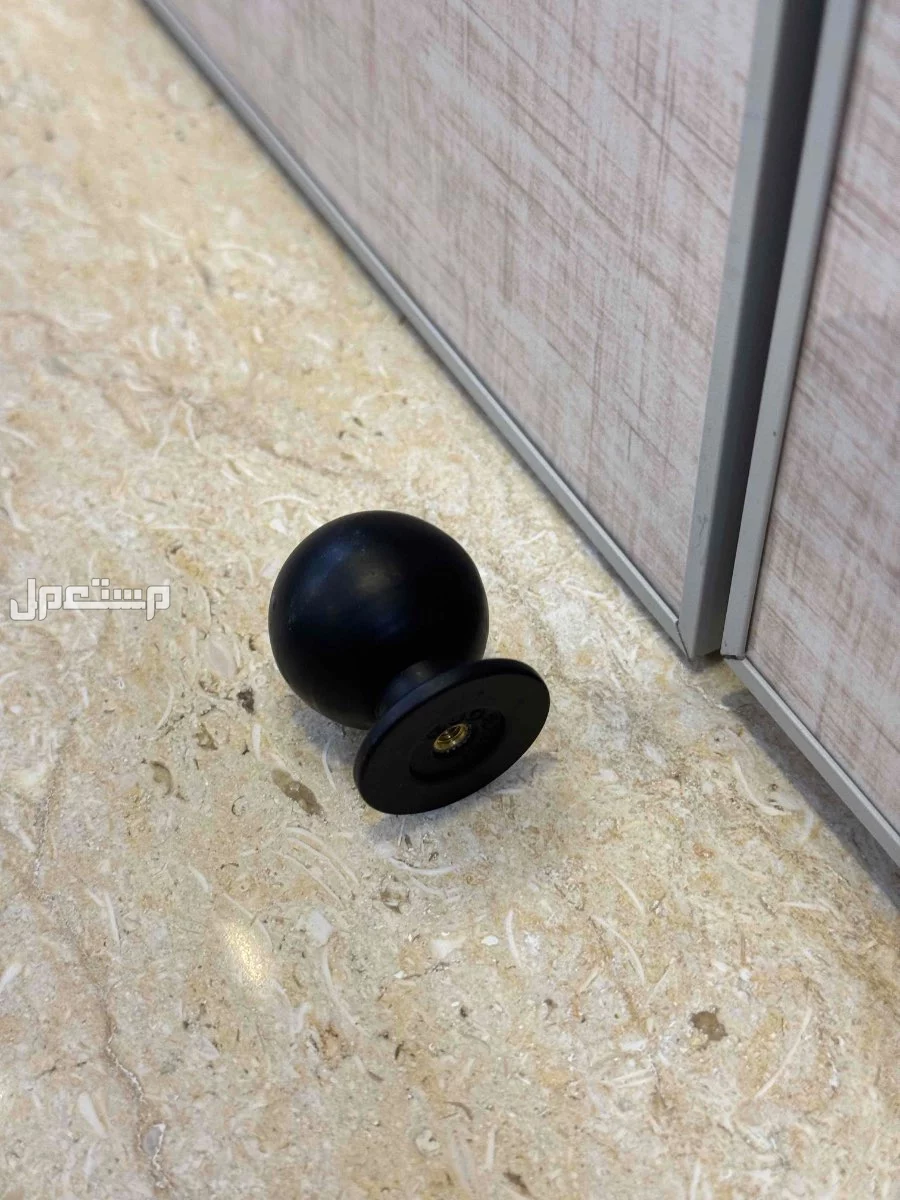 دولاب مطبخ جاهز مجلى حوضين مقاس 1.80 سانتي في جدة بسعر 900 ريال سعودي