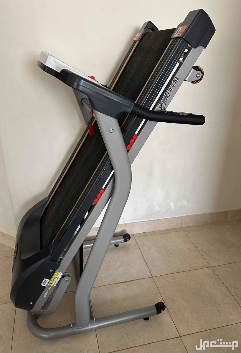 سير كهربائي FIT PLUS نظيف للبيع