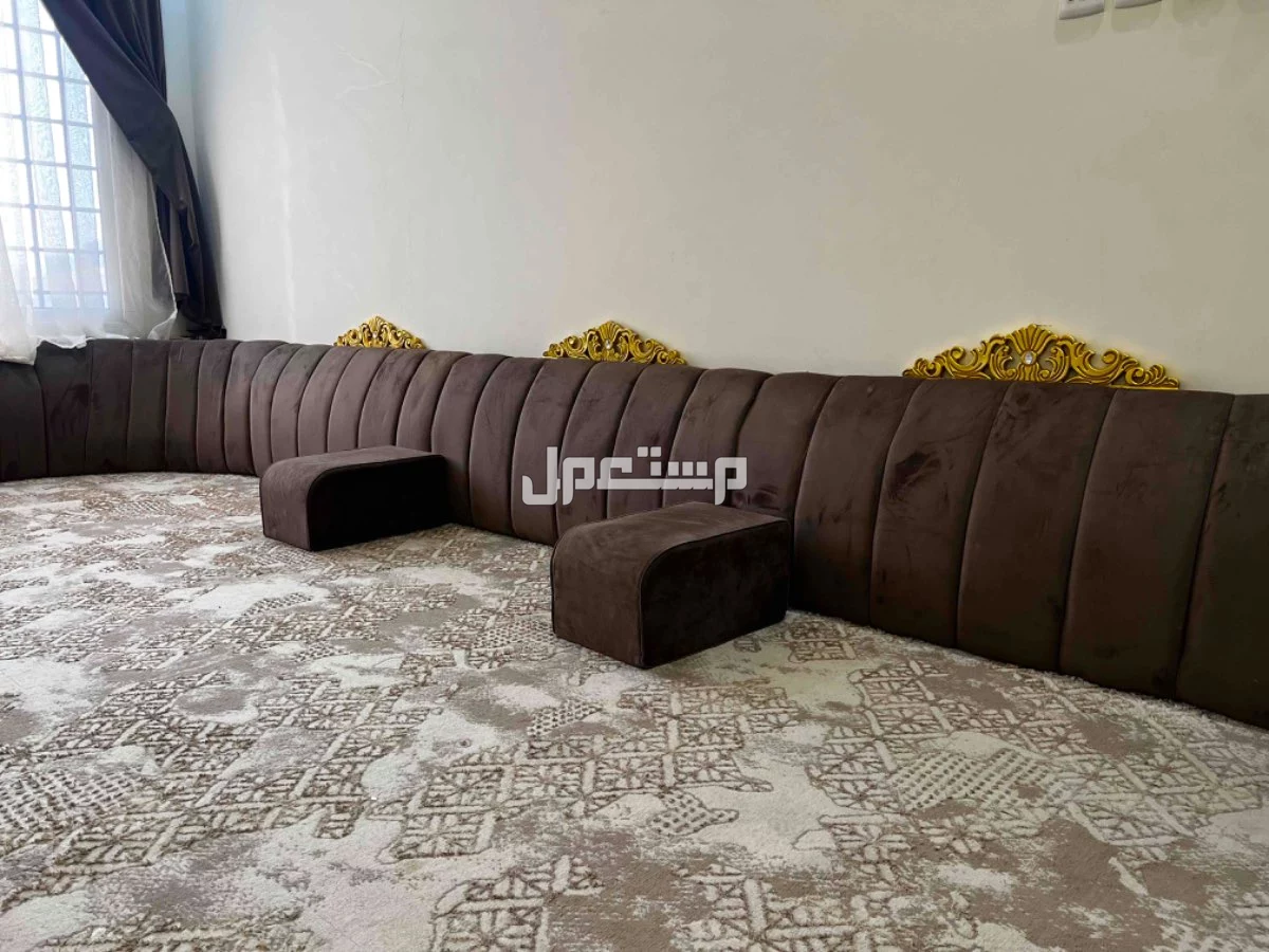 اثاث مجلس كامل  في حائل بسعر 400 ريال سعودي