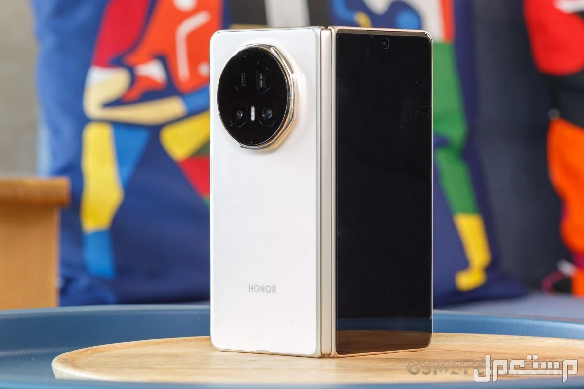 افضل 6 هواتف منتظرة في النصف الثاني من 2025 Honor Magic V5