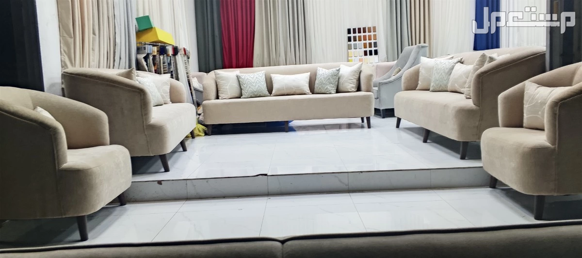 كنب خمس قطع ثلاث كبير واثنين مفرد جاهز وبسعر المصنع خشب سويدي اسفنج دلوب رقم واحد