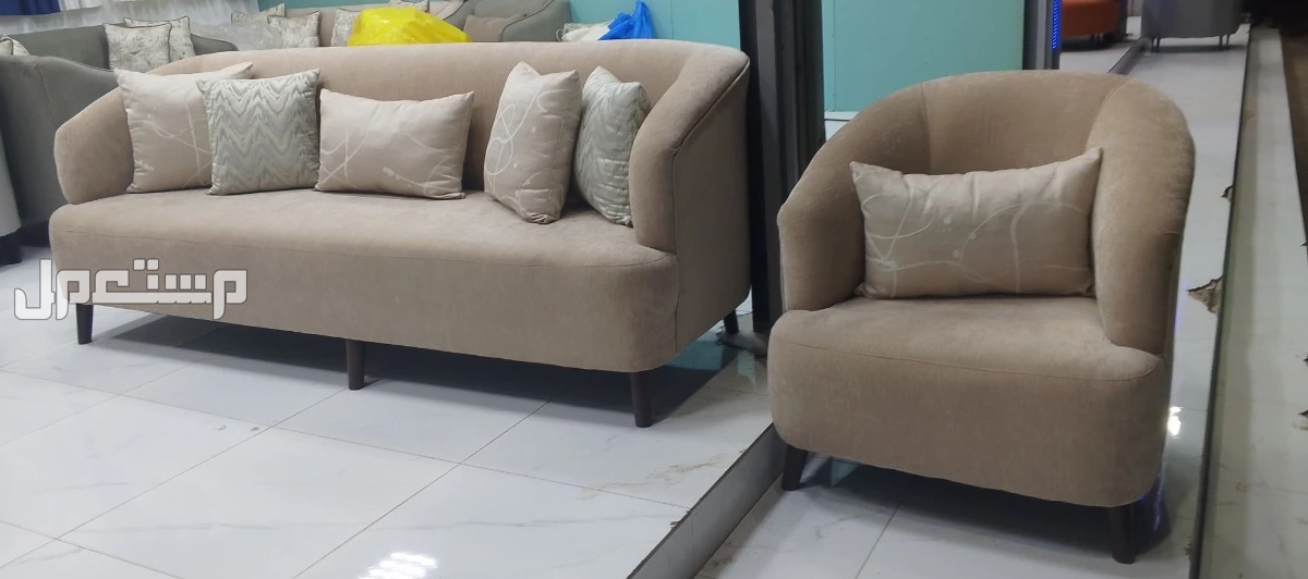 كنب خمس قطع ثلاث كبير واثنين مفرد جاهز وبسعر المصنع خشب سويدي اسفنج دلوب رقم واحد