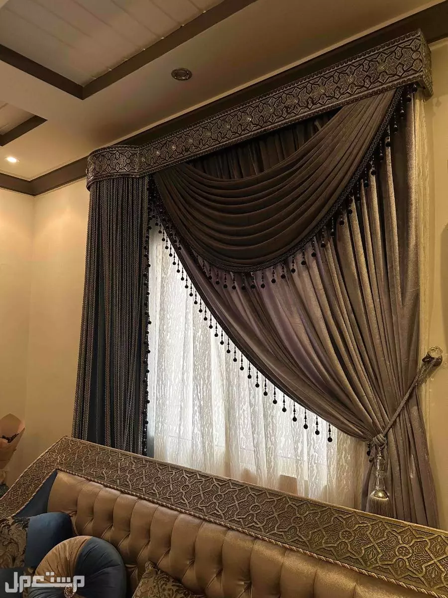 كنب مستعمل للبيع  في جدة بسعر 2300 ريال سعودي