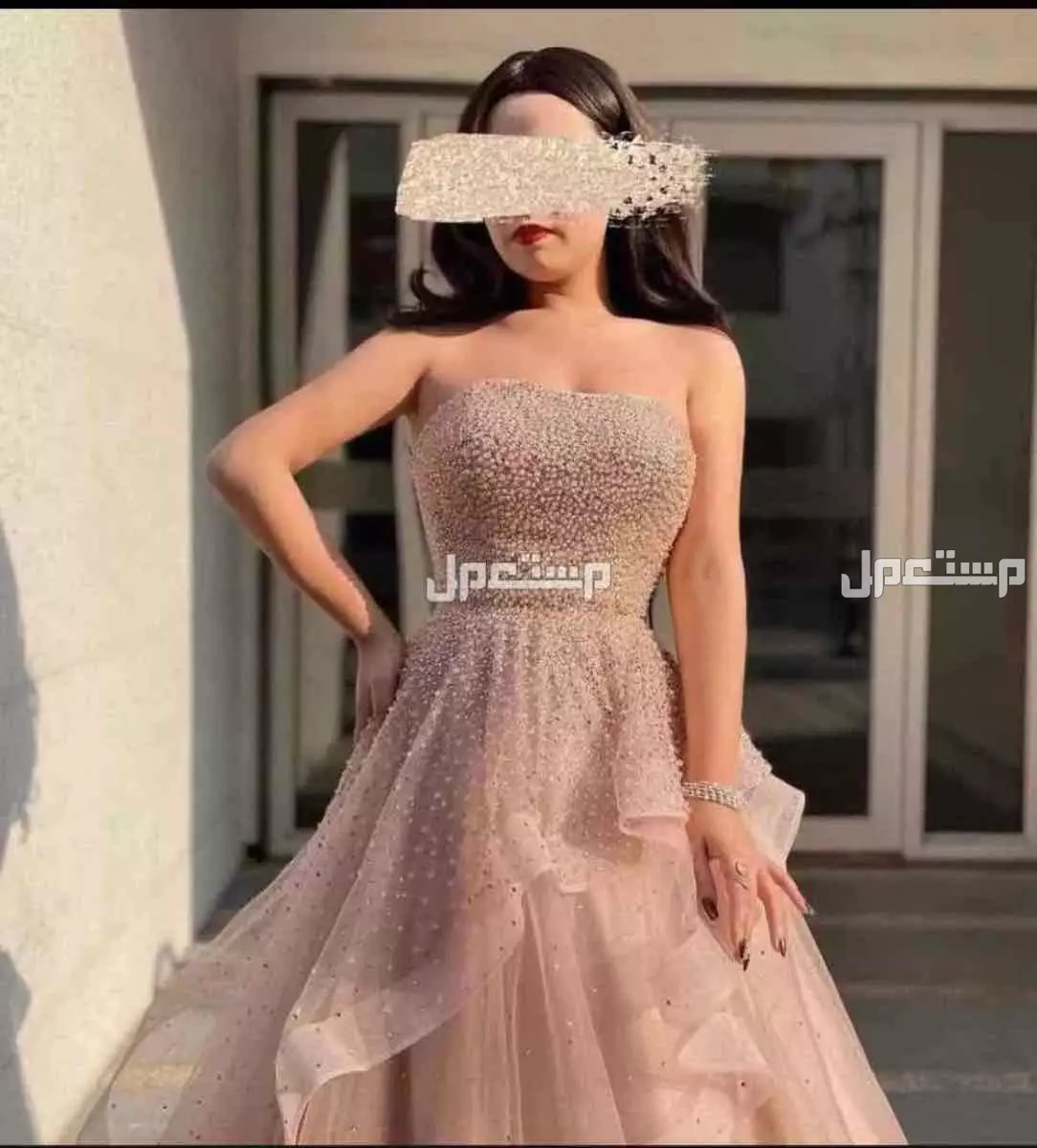 فستان سهرة فخم بسعر 1200 ريال سعودي