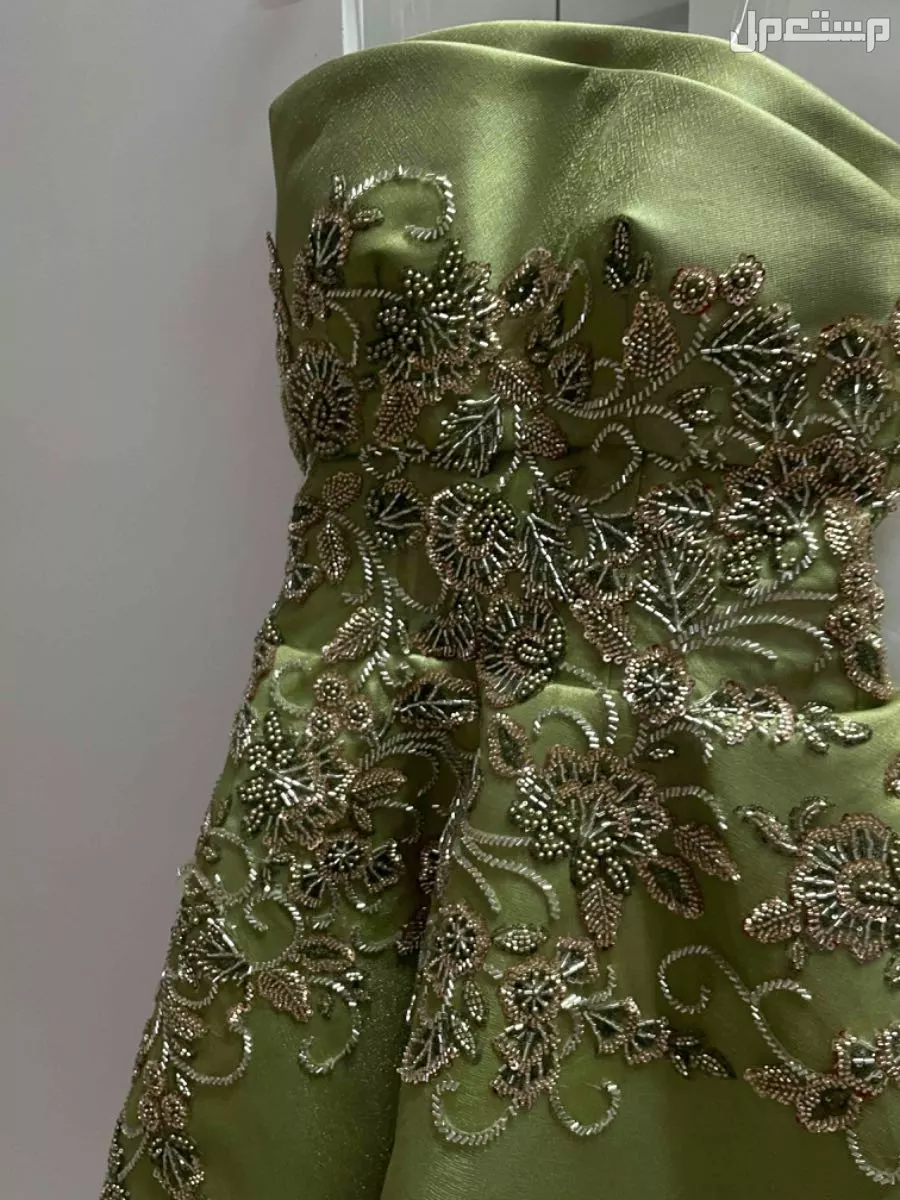 فستان سهرة للبيع ينبع البحر ما فيه اي عيوب
