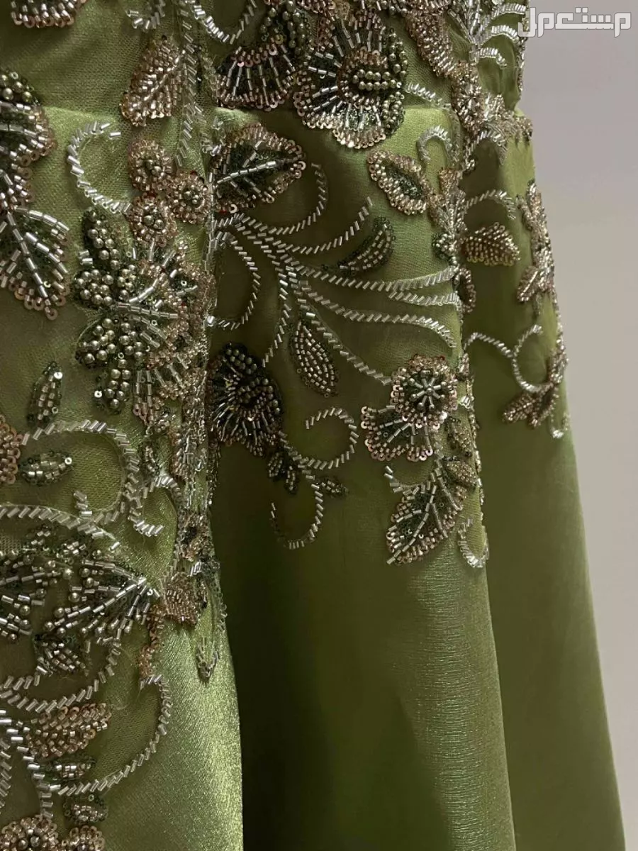 فستان سهرة للبيع ينبع البحر ما فيه اي عيوب