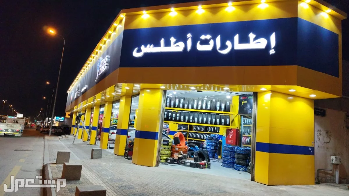 خطاط دعاية واعلان حروف بارزة صيانة وتعديل لوحات استيكر بنر في الرياض