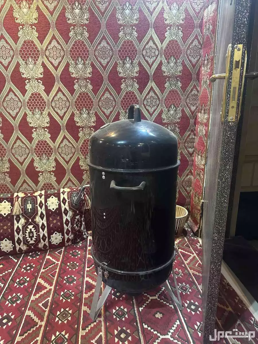 شواية لحم وتدخين  في الرياض بسعر 500 ريال سعودي