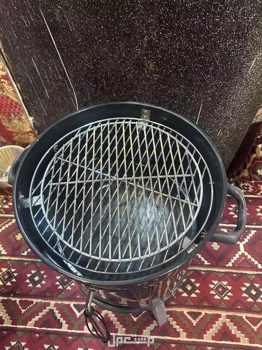شواية لحم وتدخين  في الرياض بسعر 500 ريال سعودي
