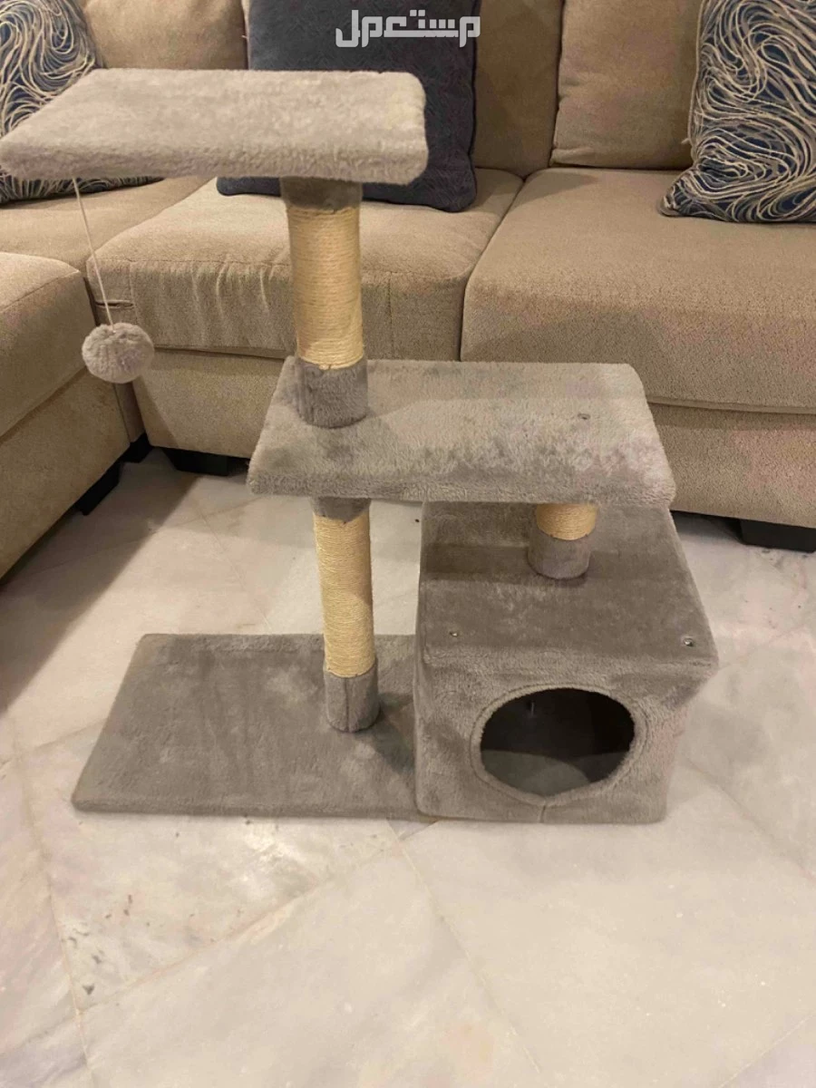 بيت للقطط جديد و نضيف بسعر (500 ريال)