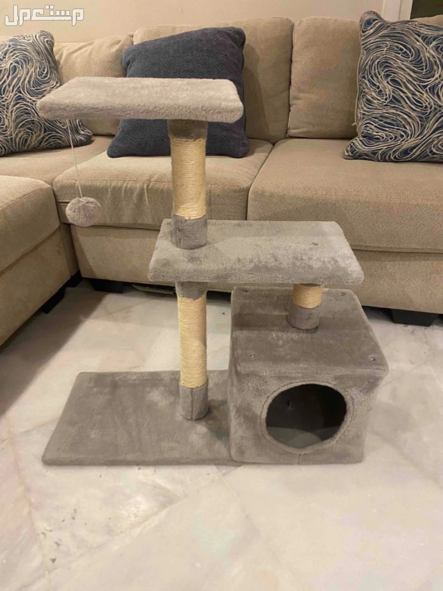 بيت للقطط جديد و نضيف بسعر (500 ريال)
