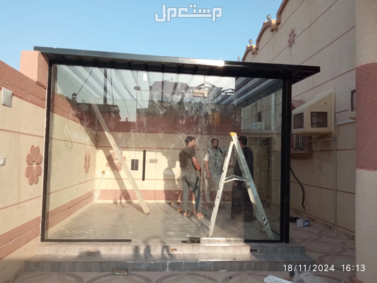 زجاج سكريت جازان توريد وتركيب جميع انواع الزجاج والسكريت