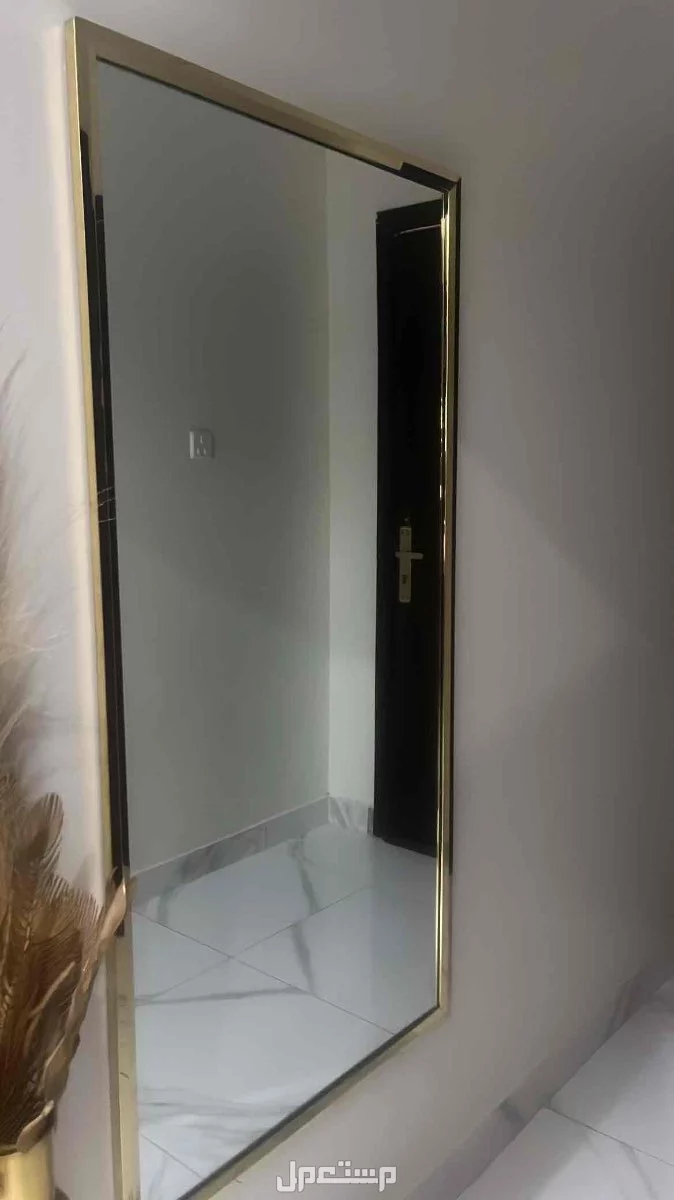 مرايا للبيع بالمدينه حي العزيزيه ب 250 جديد مرا