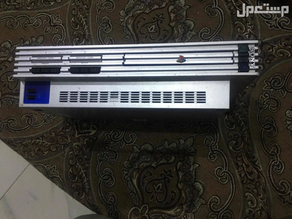 بلاستيشن2 النسخة الكبيرة للبيع نظيف