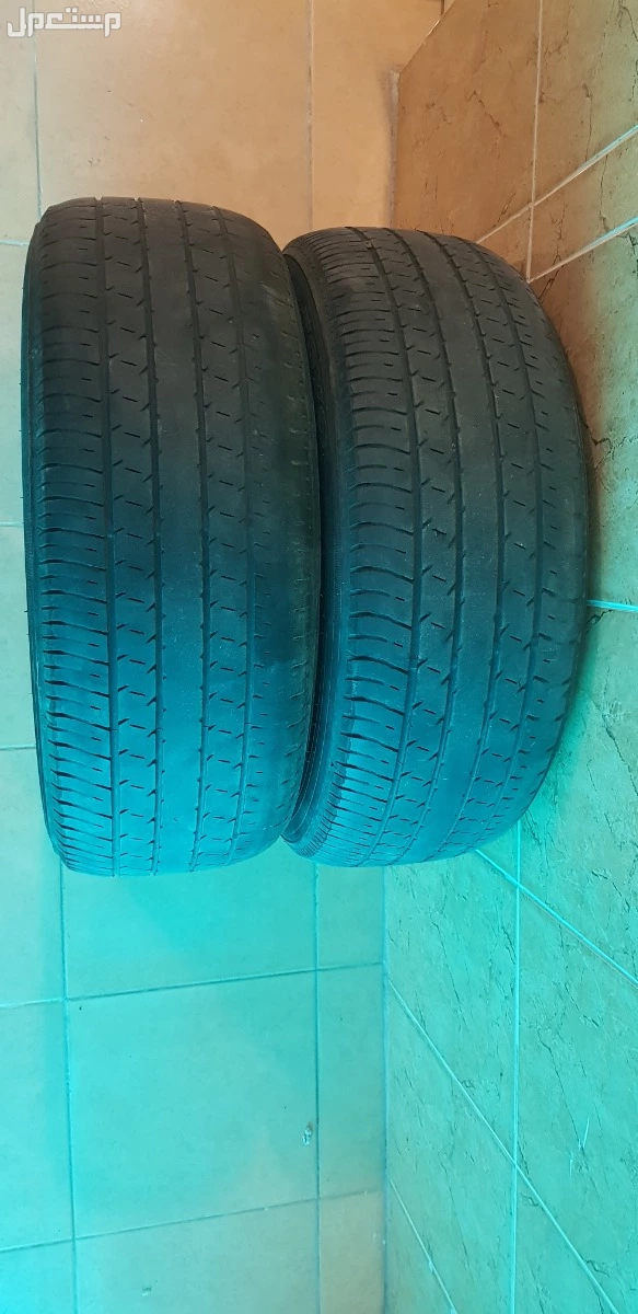 2 كفرات تويو ياباني  P 215 55 R 17 بحالة جيدة جدا