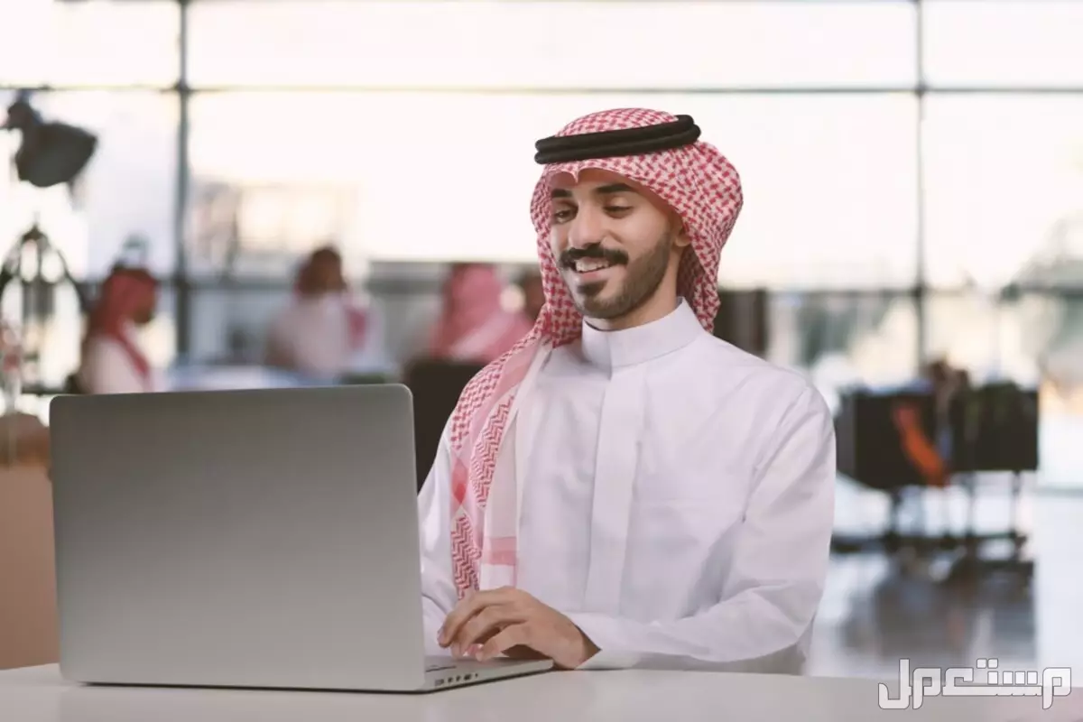أفضل التخصصات الجامعية المطلوبة في سوق العمل السعودي 2025 طريقة التقديم على وظائف السعودية 2025