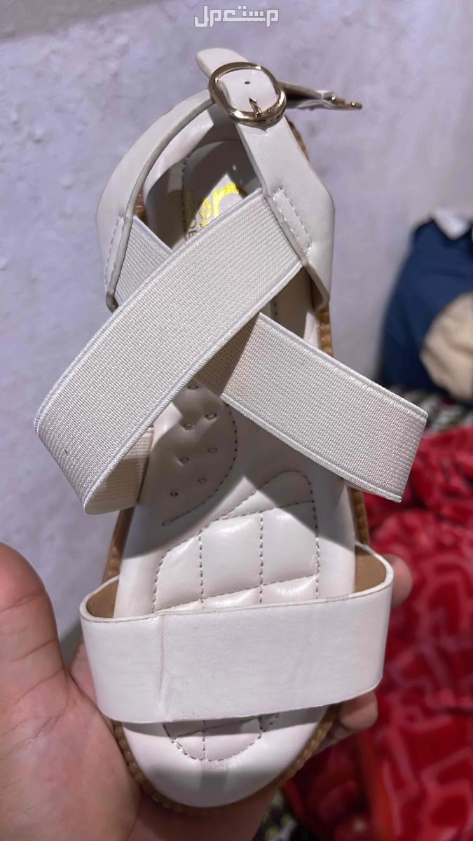 احذيه نساي وشوزات جديده للبيع مستعجل الكميه كامل 130 حبه سعر الحبه10﷼