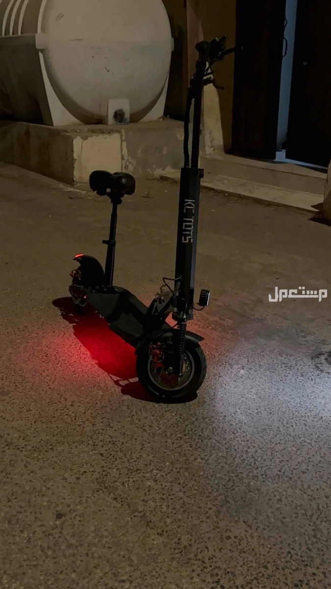 سكوتر ع السوم و نضيف ما مافيه شي شغل و امش