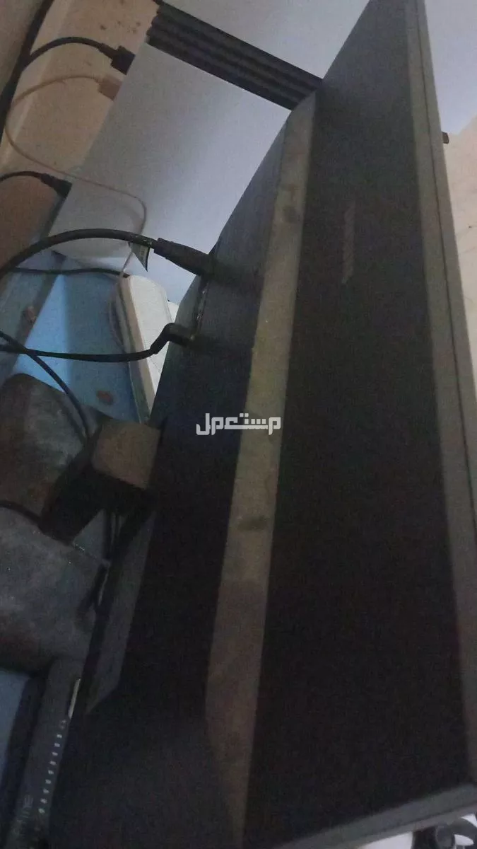 شاشة سامسونق مافيها ولا خدش في الرياض بسعر 320 ريال سعودي