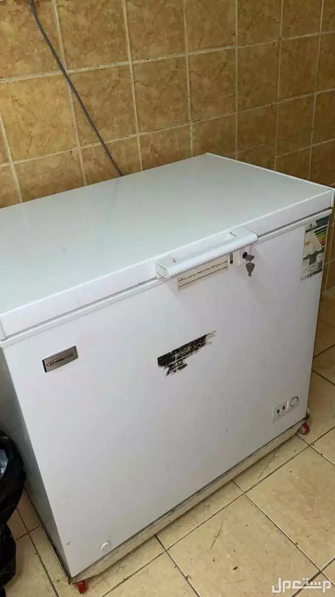 مكيف وفريزر وفرن عاز وثلاجة ماء مع فلتر