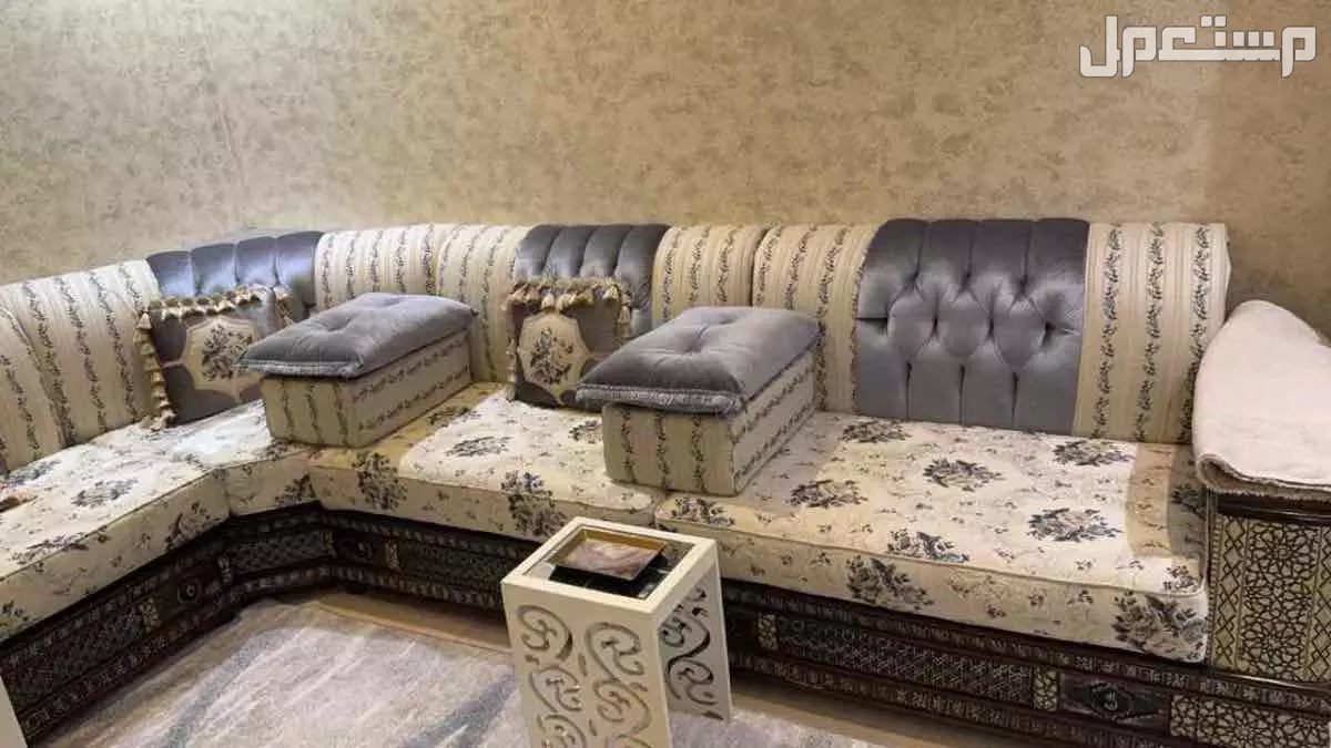 كنب طاولات وستاره قابل للتفاوض  في مكة المكرمة
