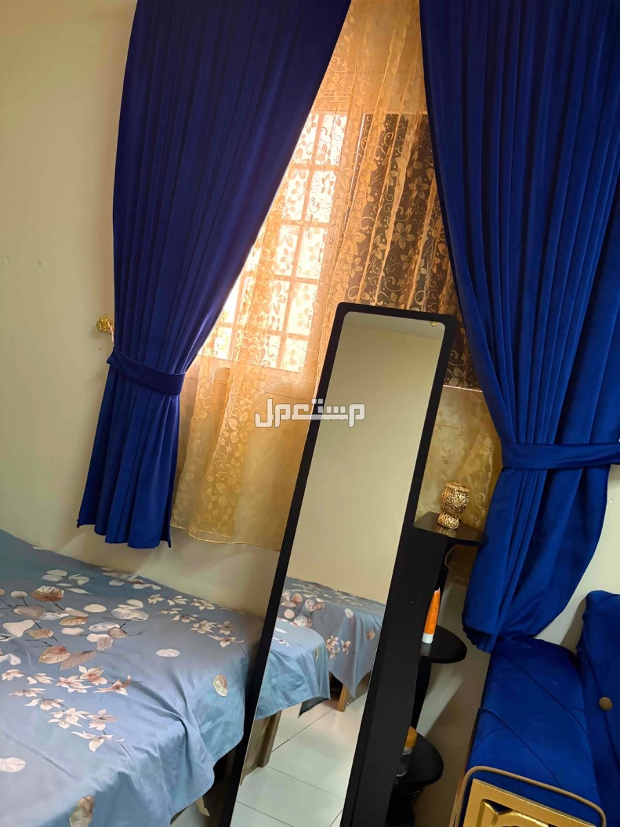 شرق الرياض المنار حي القنفذه اثاث متفرق للبيع بحالة جيده السعر لاعلى سوم