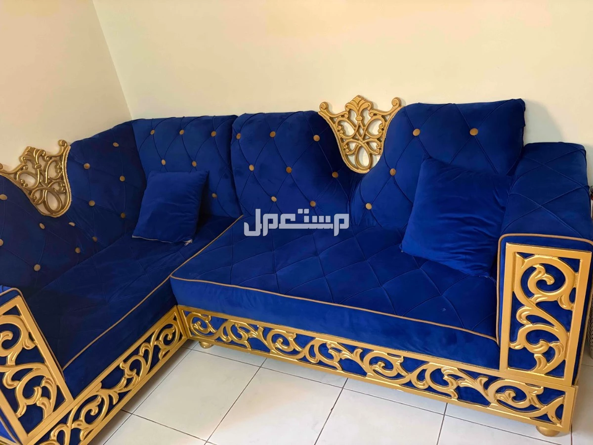شرق الرياض المنار حي القنفذه اثاث متفرق للبيع بحالة جيده السعر لاعلى سوم