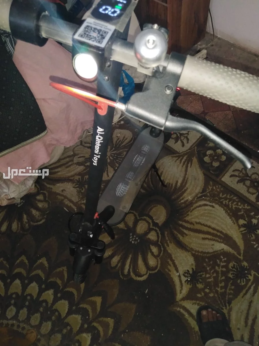 New scooter for sale (used only 4 hours)