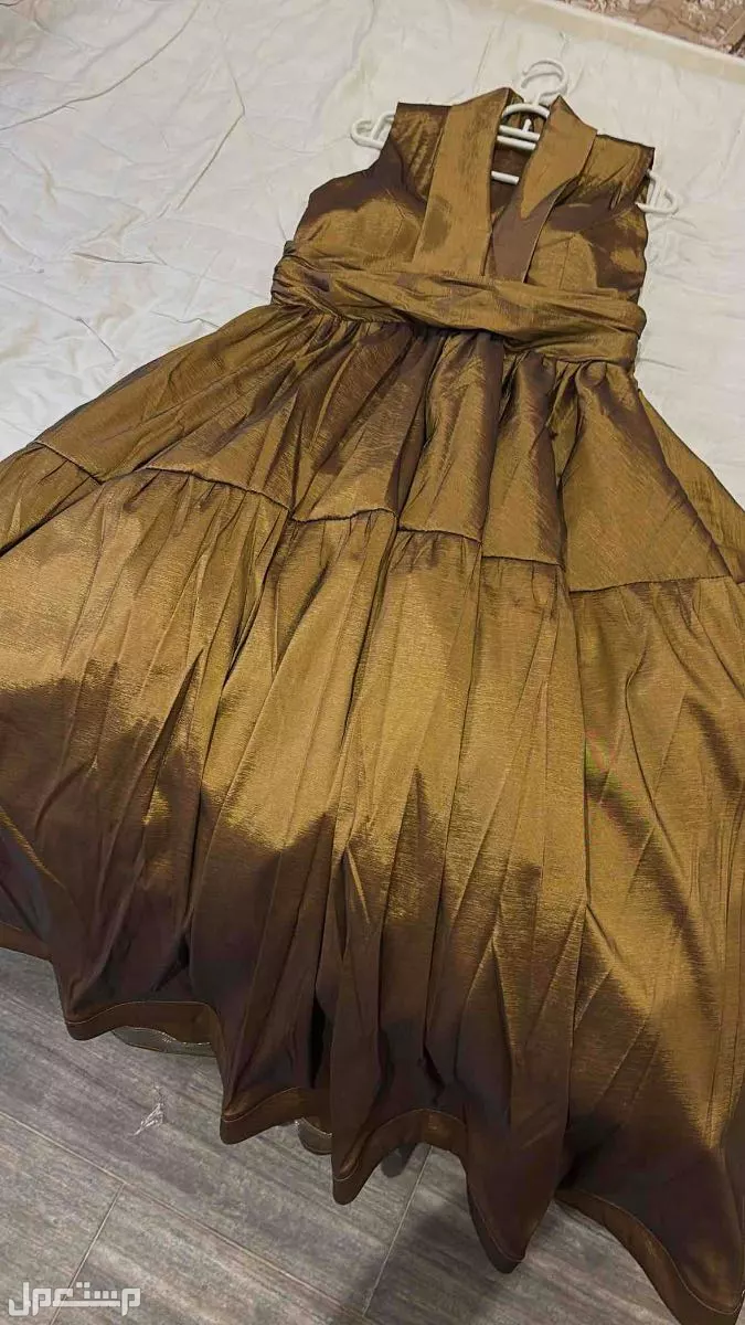 للبيع فستان سهره في الرياض بسعر 200