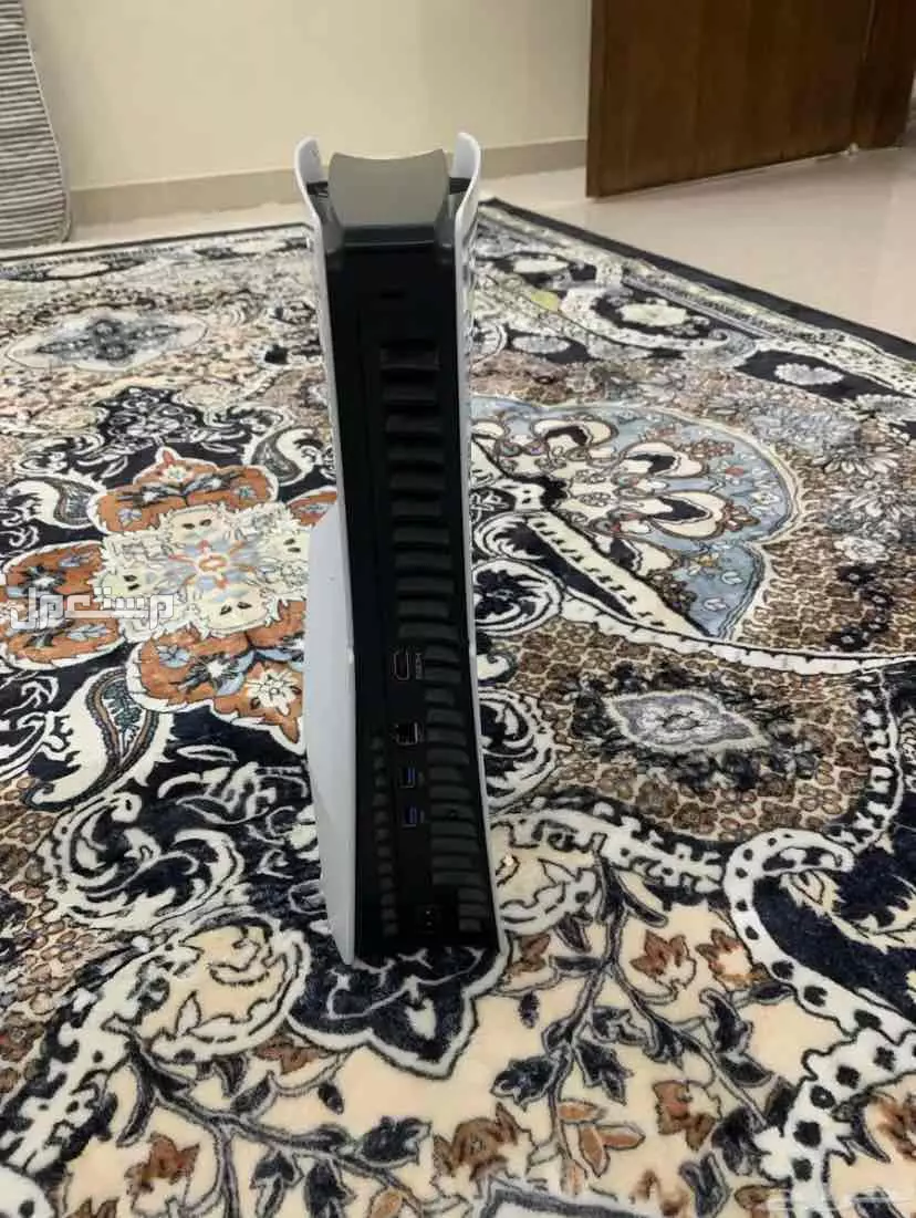 سوني فايف للبيع سلم نضيف شرط ما خرب ولا جاه شي