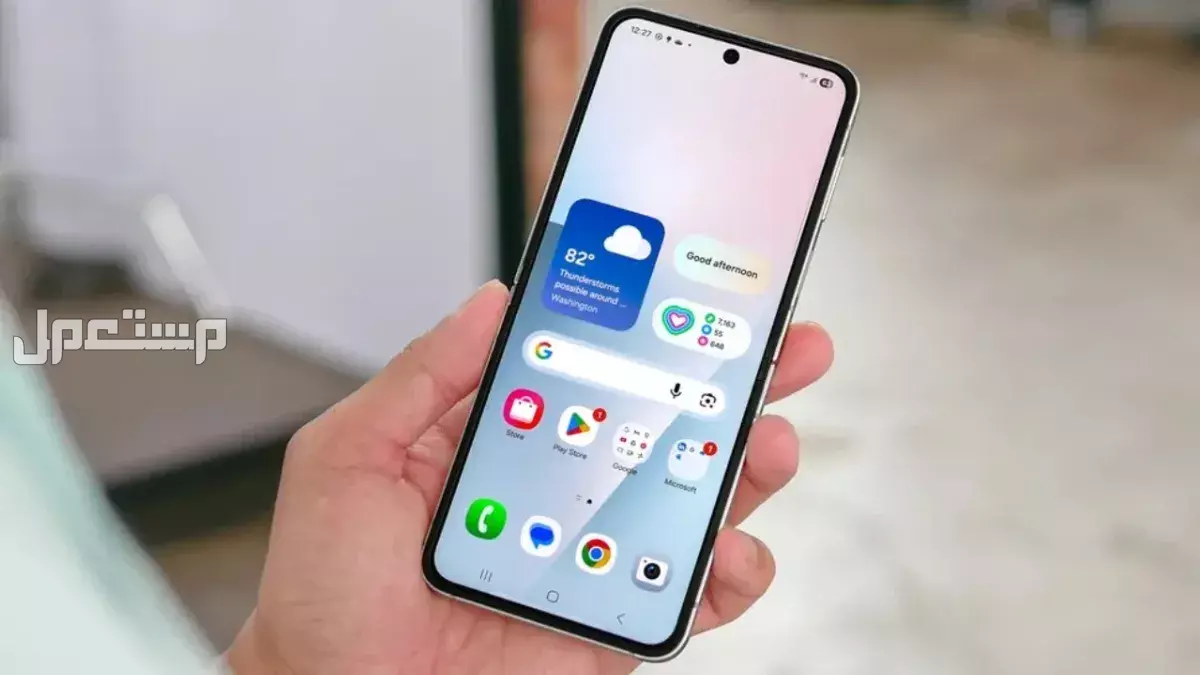 مراجعة هاتف Galaxy Z Flip 7 FE: المواصفات والسعر مراجعة هاتف Galaxy Z Flip 7 FE القابل للطي