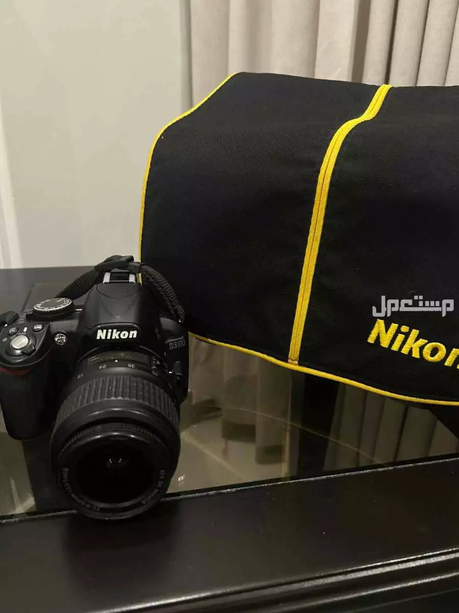 للبيع كاميرا Nikon D3100 بعدسة 18-55mm بحالة ممتازة