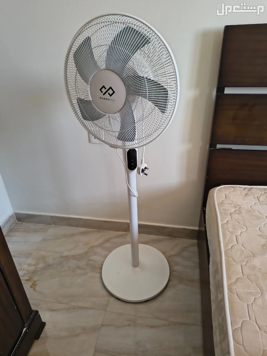 للبيع فرش شقه كامل للبيع في الرياض