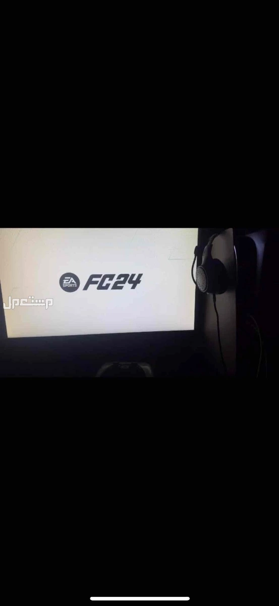 سوني 5 للبيع او للبدل ب بيسي في الجبيل بسعر 1600 ريال سعودي