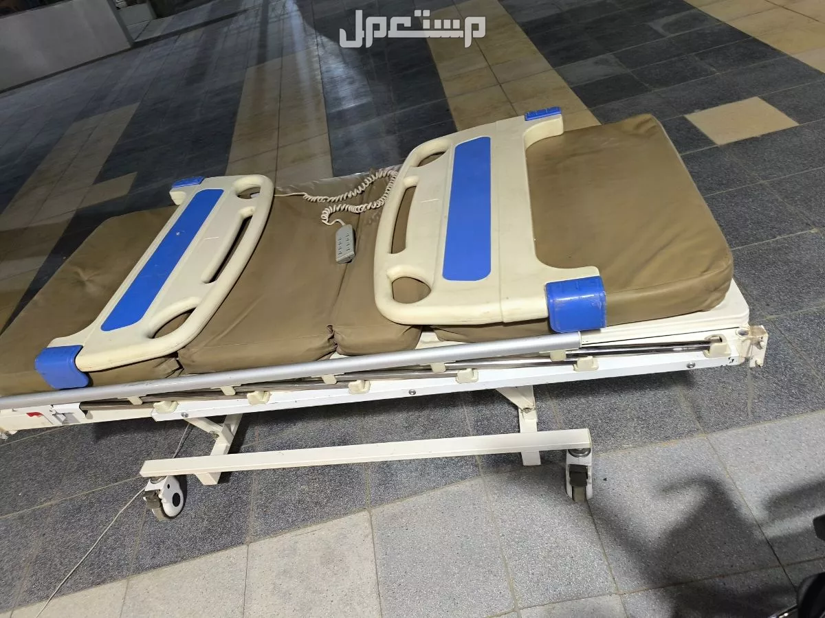 سرير طبي كهربائيّ معا المرتبه ومعا التوصيل وتركيب دخل الرياض