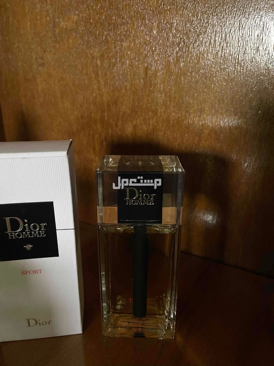 عطر ديور هوم سبورت جديد ما بخيت منه الا مرتين تقريباً