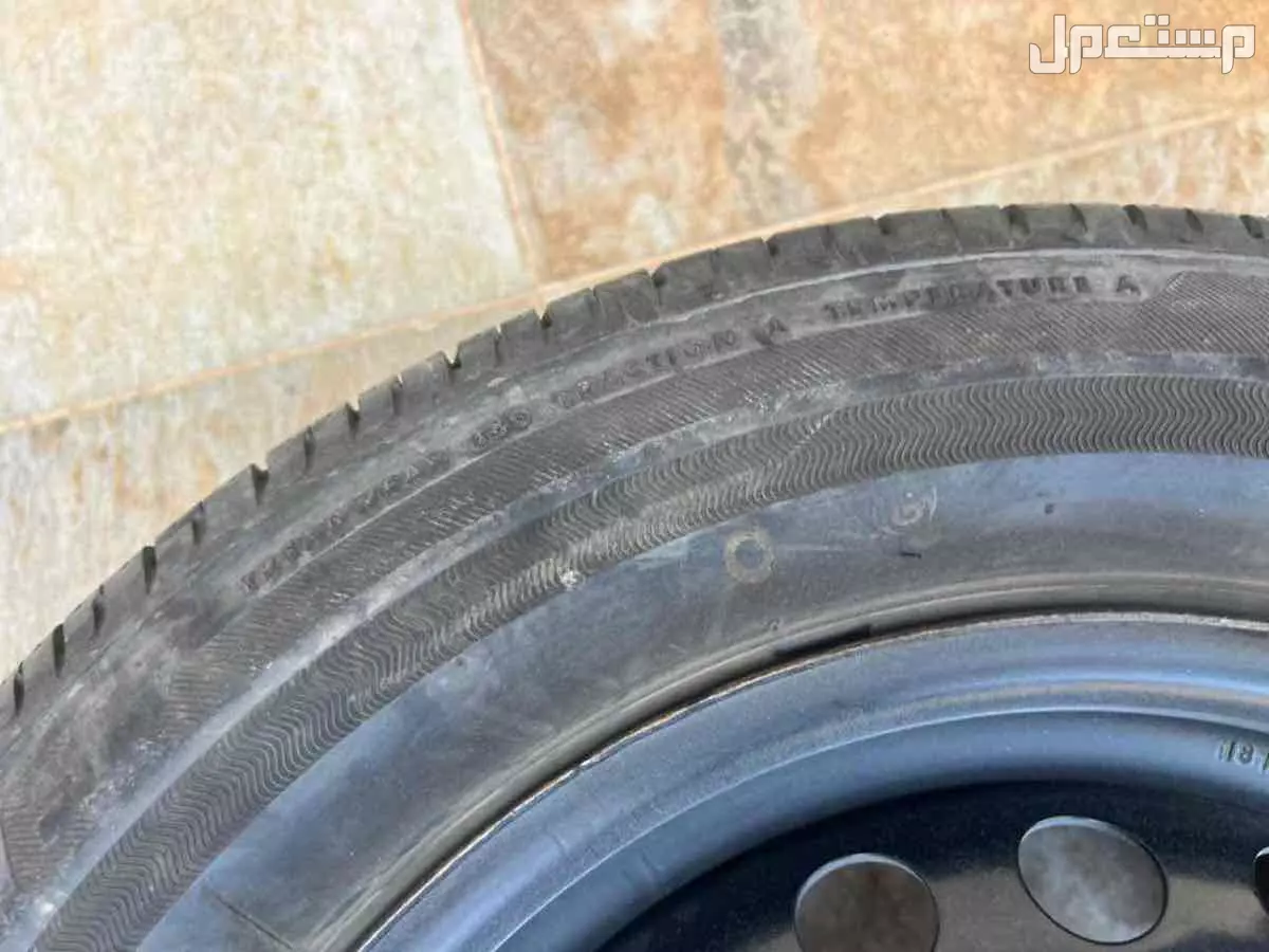للبيع قطع غيار في الرياض بسعر 700 ريال سعودي