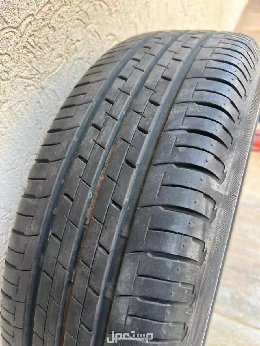 للبيع قطع غيار في الرياض بسعر 700 ريال سعودي
