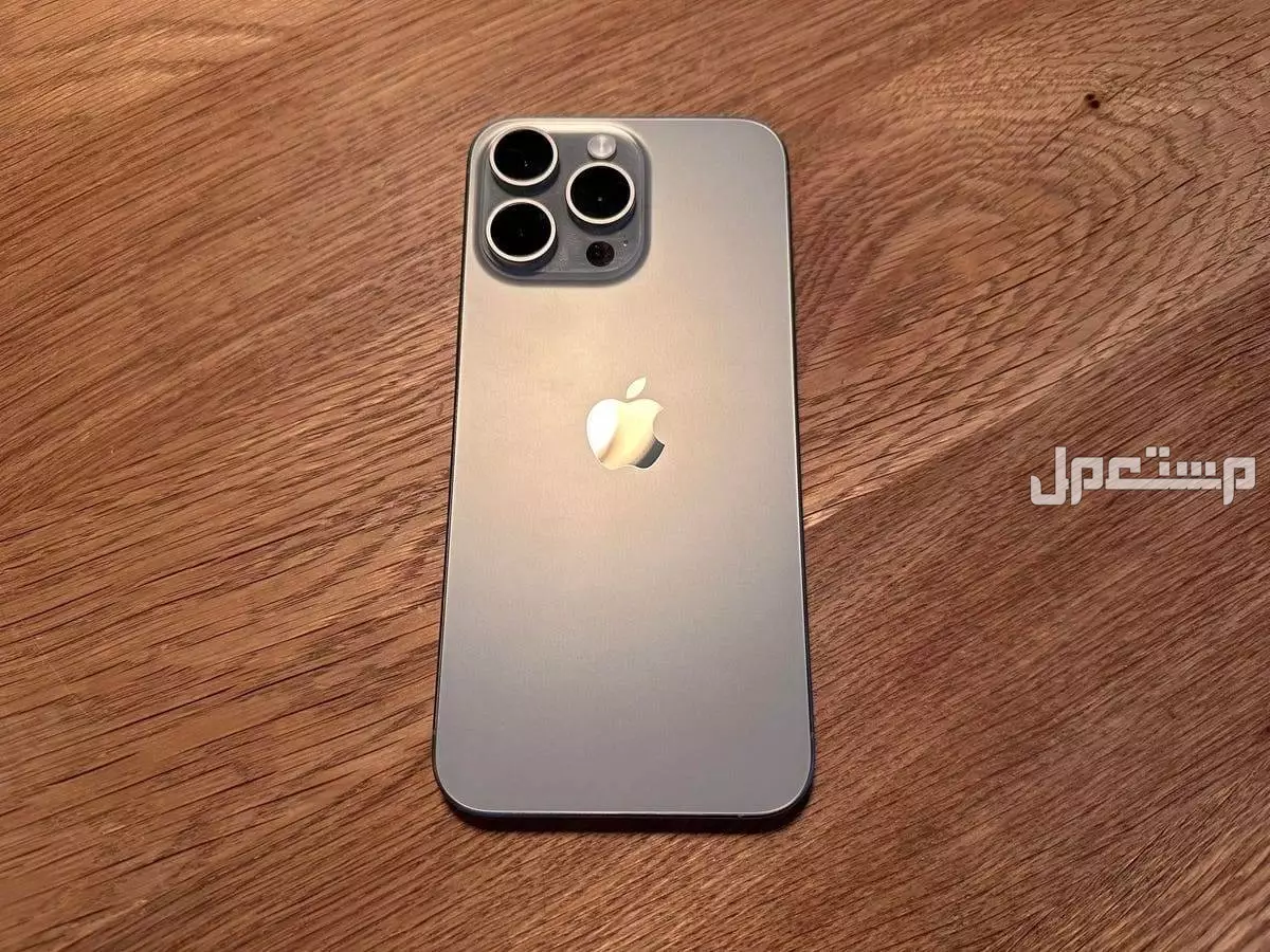 عايز تليفون شيك وفلوسه على قد الايد 💪🥳  _iPhonnnne 16prrrro maaax ___