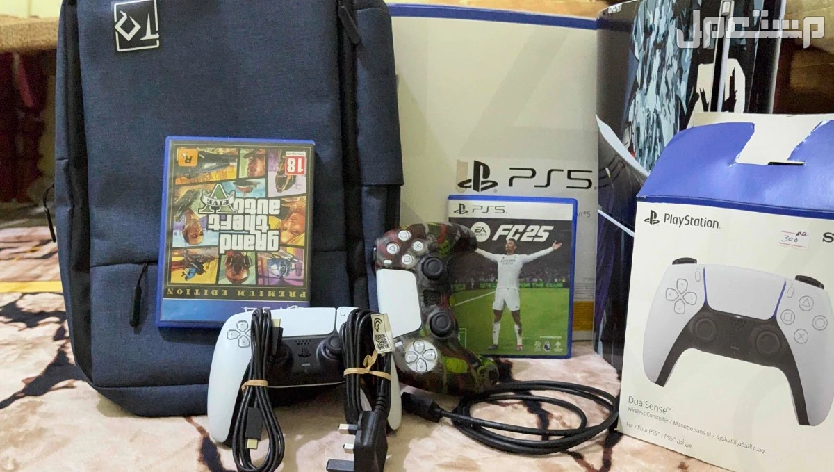 🔹 للبيع: جهاز PlayStation 5 نظيف جدًا 🔹  للراغبين في الأداء القوي والتجربة المميزة 🎮 معروض للبيع جهاز بلايستيشن 5 استخدام نظيف جدًا ✅ 🔸 يأتي مع يدين (عدد 2) + لعبة EA Sports FC 25 الأصلي