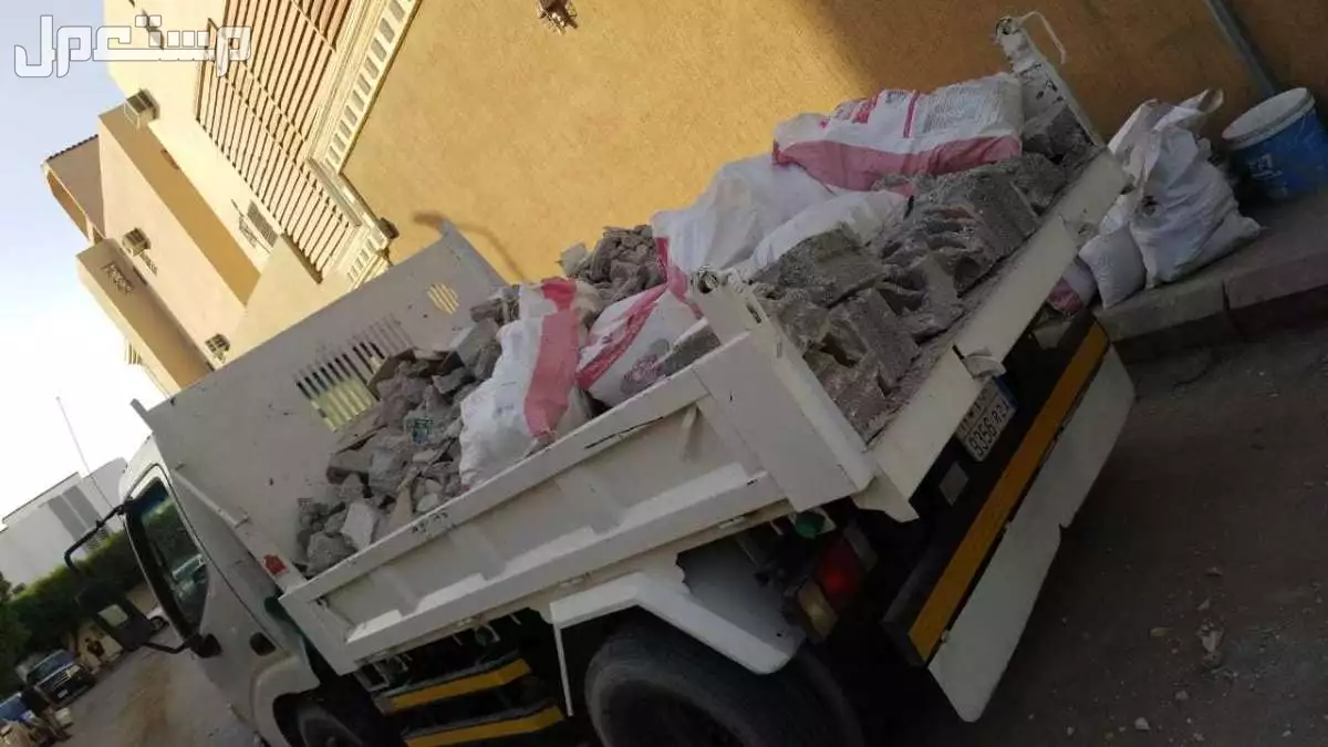 الرياض دينه قلاب للنقل  في الرياض بسعر 150 والسعر على حسب نوعيه العمل قابل للتفاوض دينه قلاب للنقل