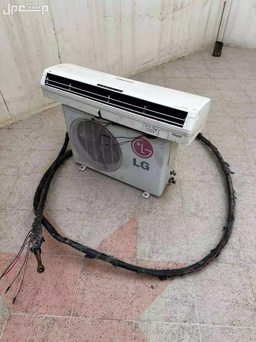 للبيع مكيف اسبلت 18 LG بسعر 650