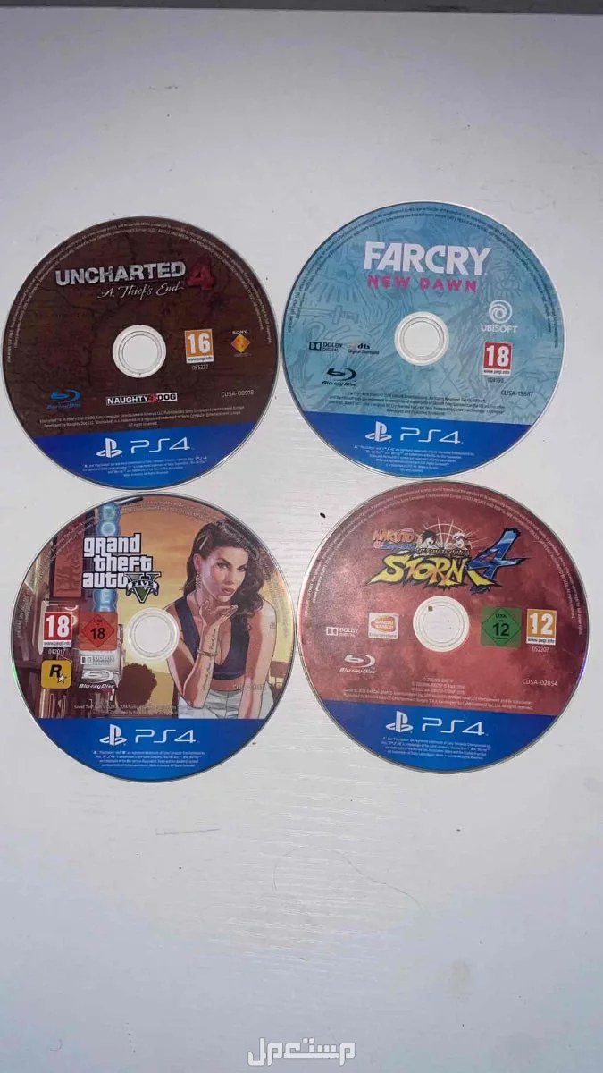 أشرطة PS4 نظيفة للبيع بأسعار معقولة