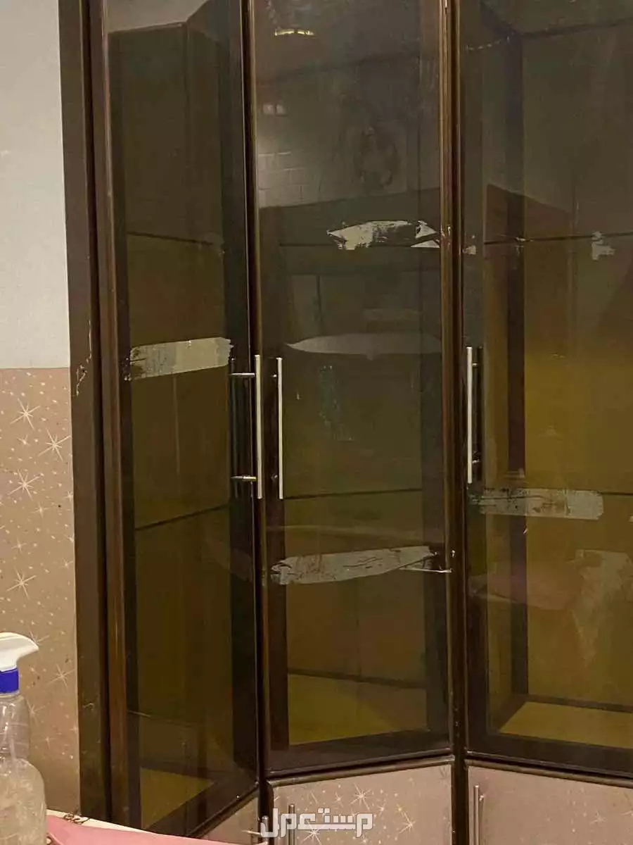 دولاب مطبخ بدون ميكرويف وفرن للبيع في جدة بسعر ألف ريال سعودي